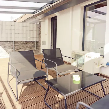 Modernes Haus Mit Dachterrasse Und Klimaanlage Apartmán Erkelenz